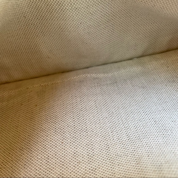 Gucci Zippy Pouch Wristlet w/Chunky Chain - Picture 12 of 13